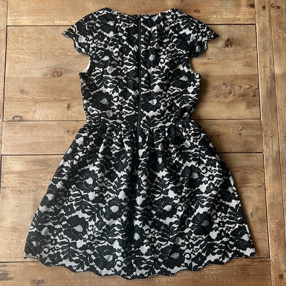 ARITZIA MINI DRESS - Picture 3 of 6